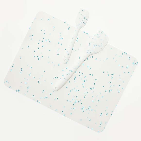 🆕 Chic & Tonic 3 Piece Silicone Baking Set - Picture 1 of 8